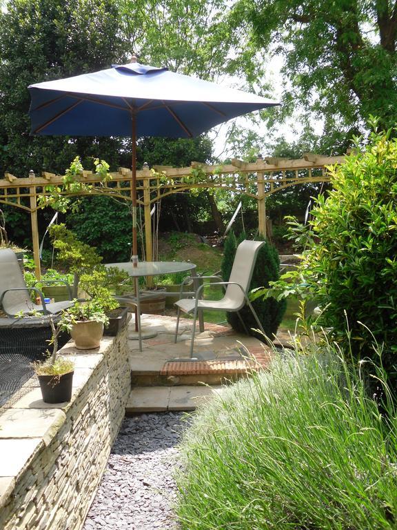 Crossways House Bed And Breakfast East Cowes Eksteriør billede